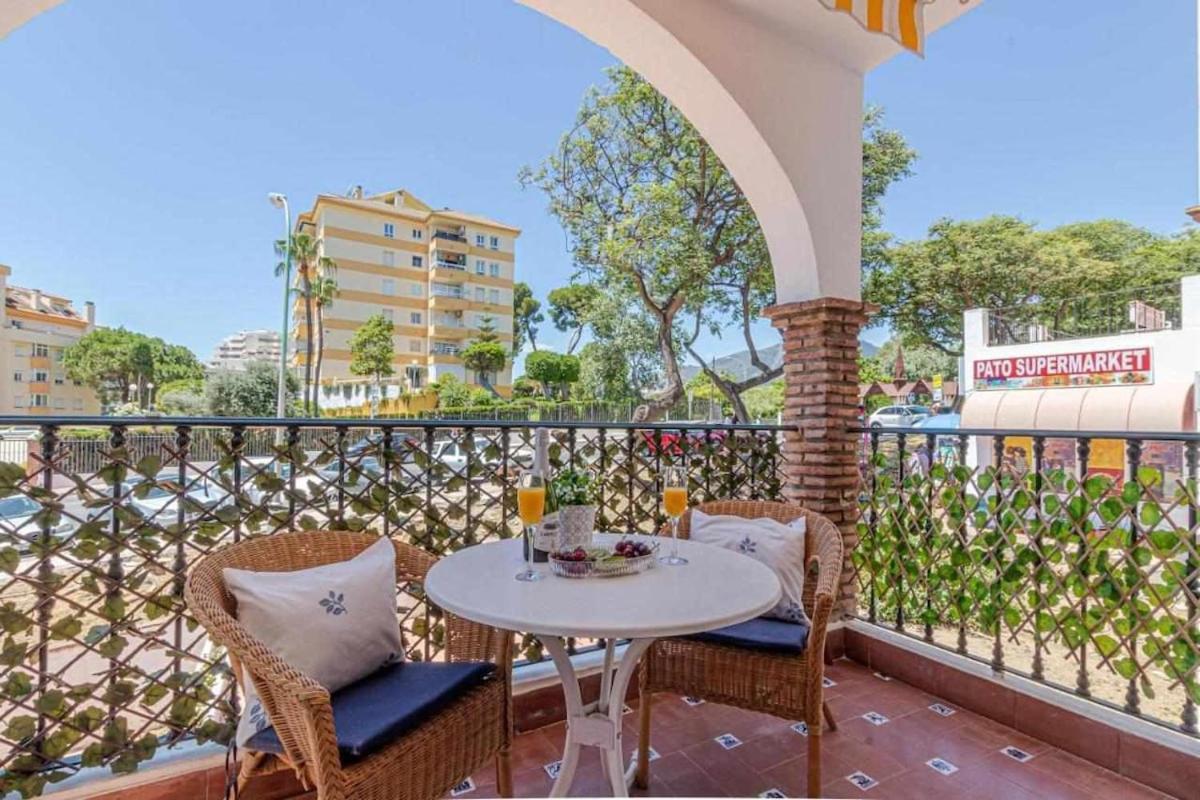 797 Holiday Rentals - Apartamento En Pueblo Quinta A 1 Min De La Playa เบนัลมาเดนา ภายนอก รูปภาพ